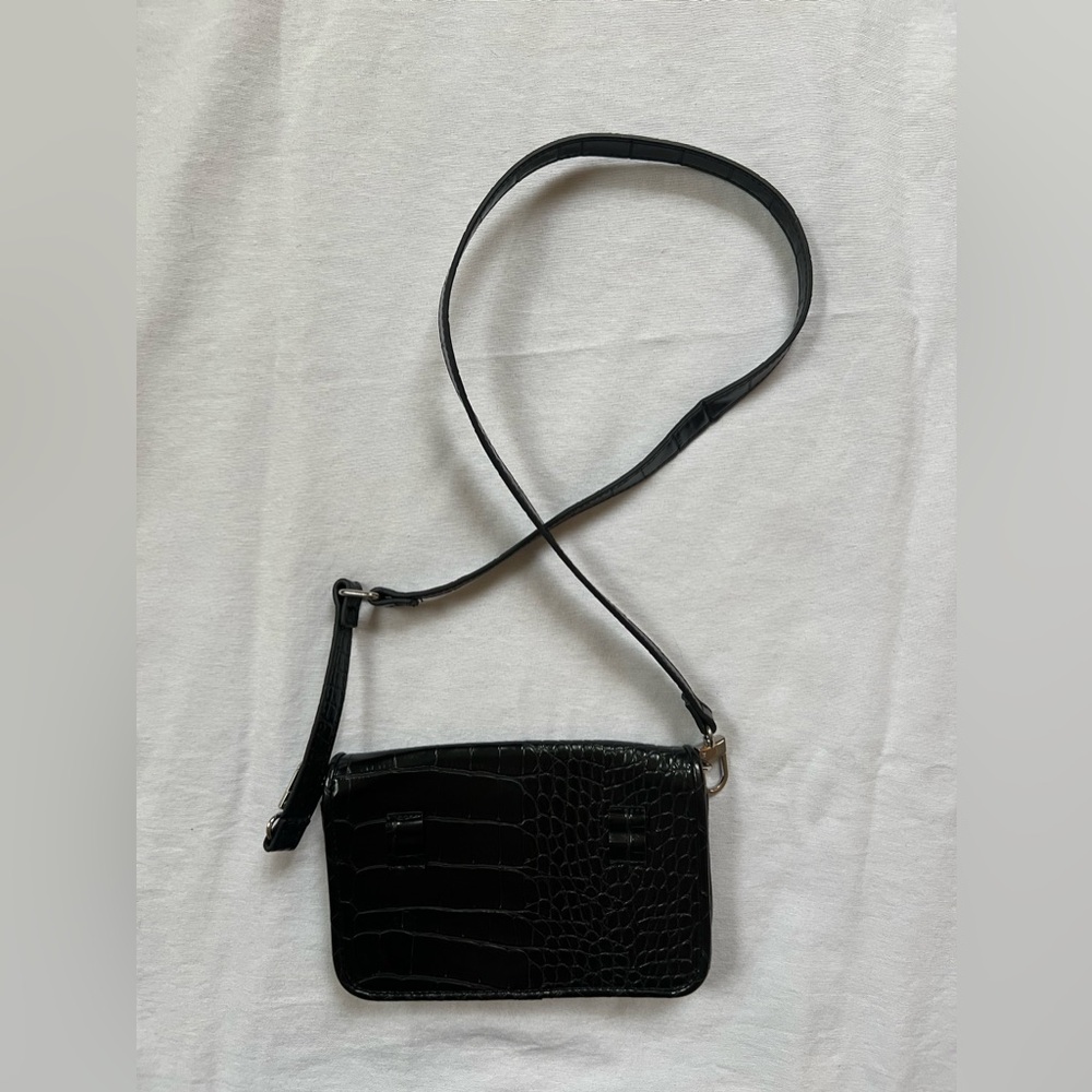 Urban Outfitters Black Bag - Picture 3 of 5
